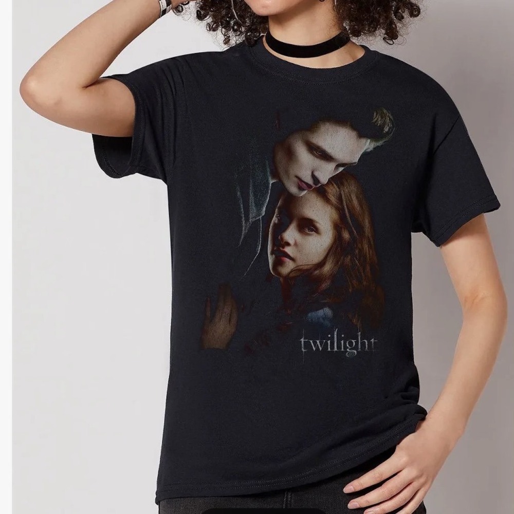 Twilight Graphic T-Shirt Women Large Black New With Tags